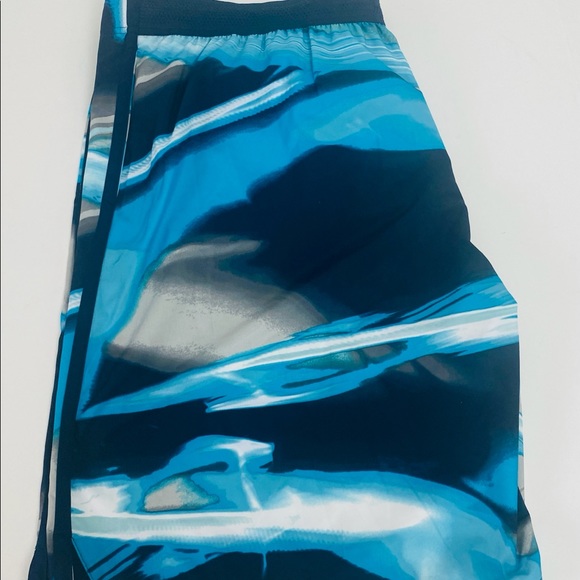 NIKE Mens Board Shorts Sz 4XL DIVERGE 12Swim Trunk - Picture 3 of 13